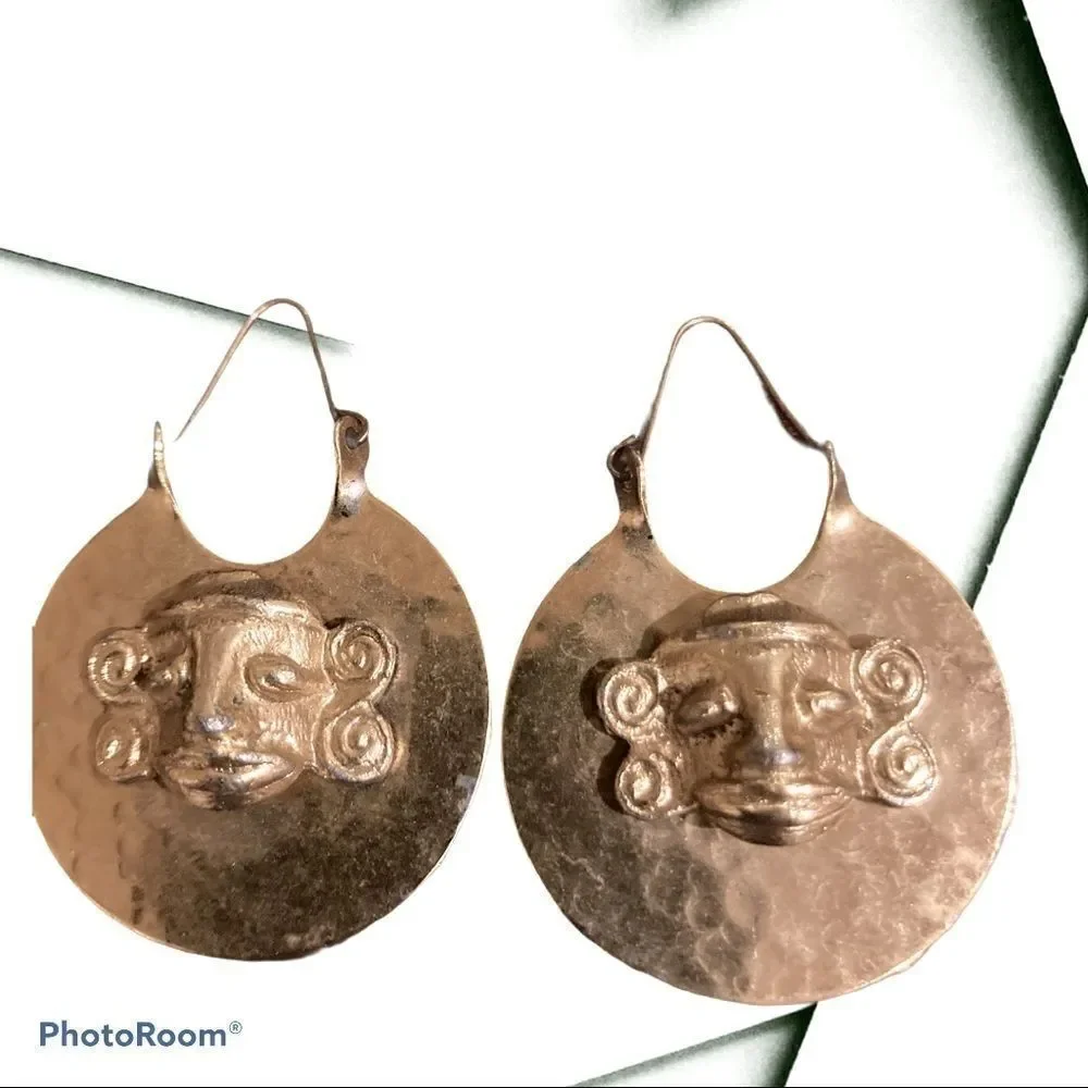 Vintage earring